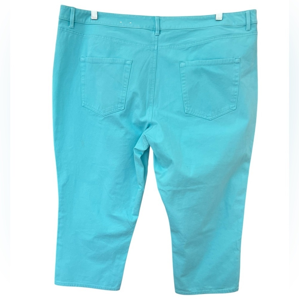 Coldwater Creek Aqua Blue Natural Fit Cropped Capri Pants Size 20 - Picture 2 of 8